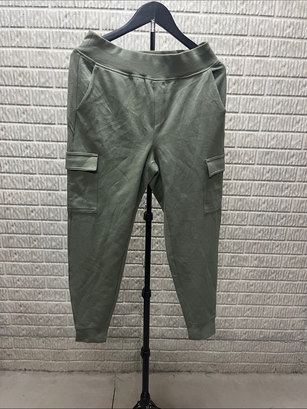 Old Navy Olive Green Cargo Jogger Pants